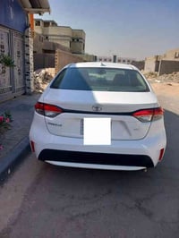 تايوتا كورلا مكفولة كفاله عامه ضرر غرق للدوسة محرك 1800  السعر 150 اني...