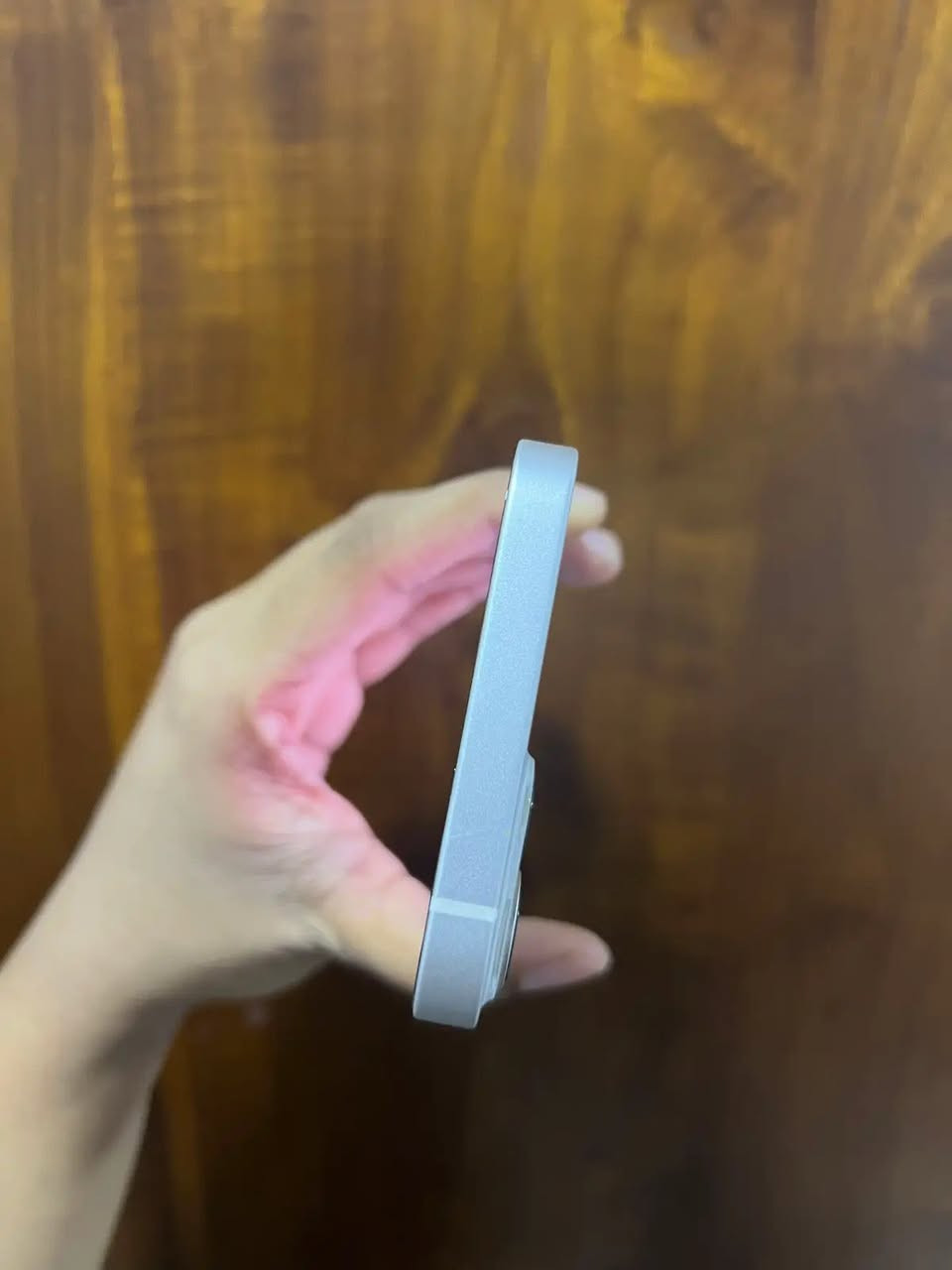 السلام عليكم 
ايفون 13 عادي 
مكفول كفاله عامه 
دبل خط دبل خط 
ذاكره 128 
بطاريه 92 بلاديه عله ايدي 
جهاز مكفول من الشخط 
مكاني بابل الحله السعر 425 بي مجال بسيط 
***********
