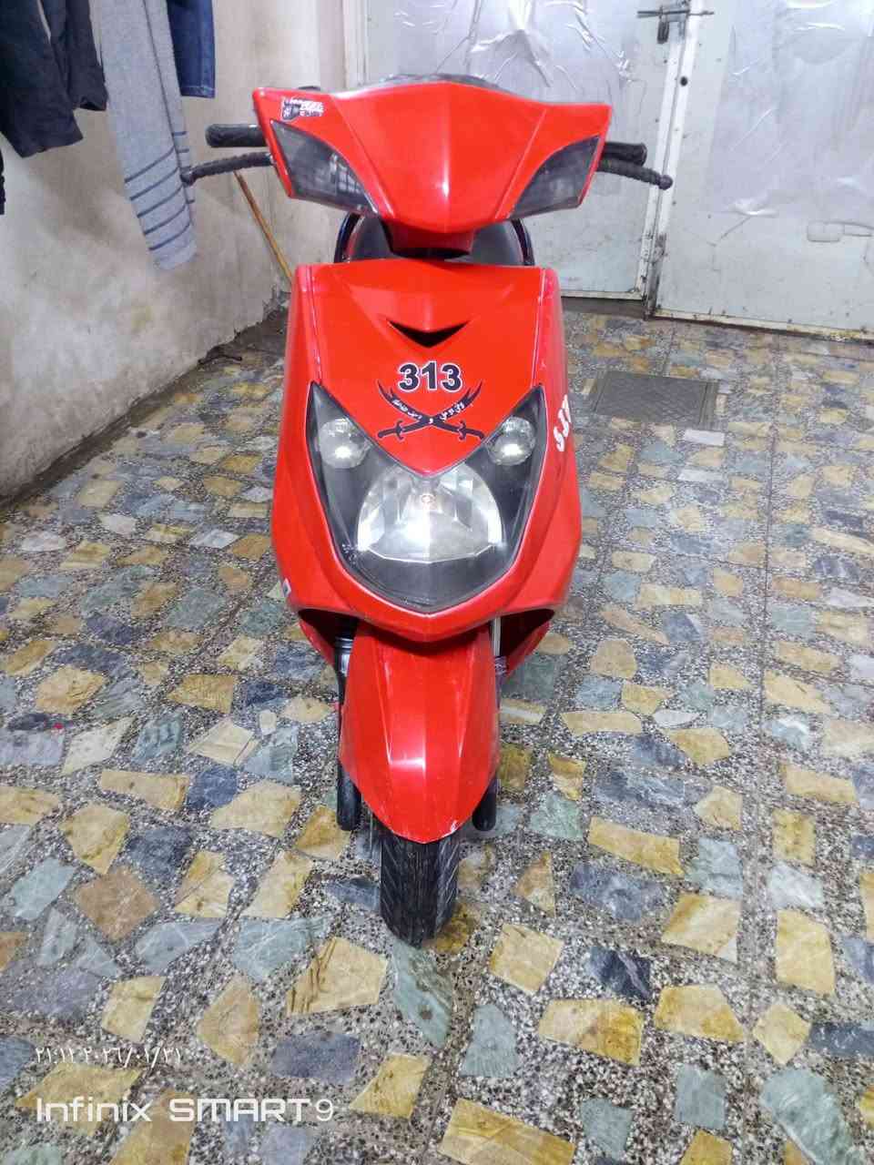 سلام عليكم دراجة سكنس فحل
الدراجة خير من الله مصبوغة صبغ حراري للجمالية المكينة خرسة نكرة سلف فقط نقص بس العرموطة مال الهندر فقط كهربائيات كلهة شغالة نزلتهة من الرمبة لونهة جارد فة صبغتهة السعر 700وبيهة مجال العنوان بغداد البلديات قرب حسينية ام البنين***********
