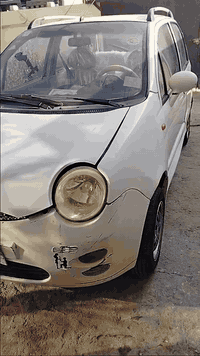 السلام عليكم سياره كيوكيو للبيع موديل 2010كير أوتوماتيك
سياره نضيفه كامله تبريد كهربائيات مكينه نضيفه سنويتها بعدهي مانافذه تحويل مباشر  مامطلوبه اي شي للاستفسار 
اتصال على الرقم *********** يوجد واتساب  سياره 4سلندر
