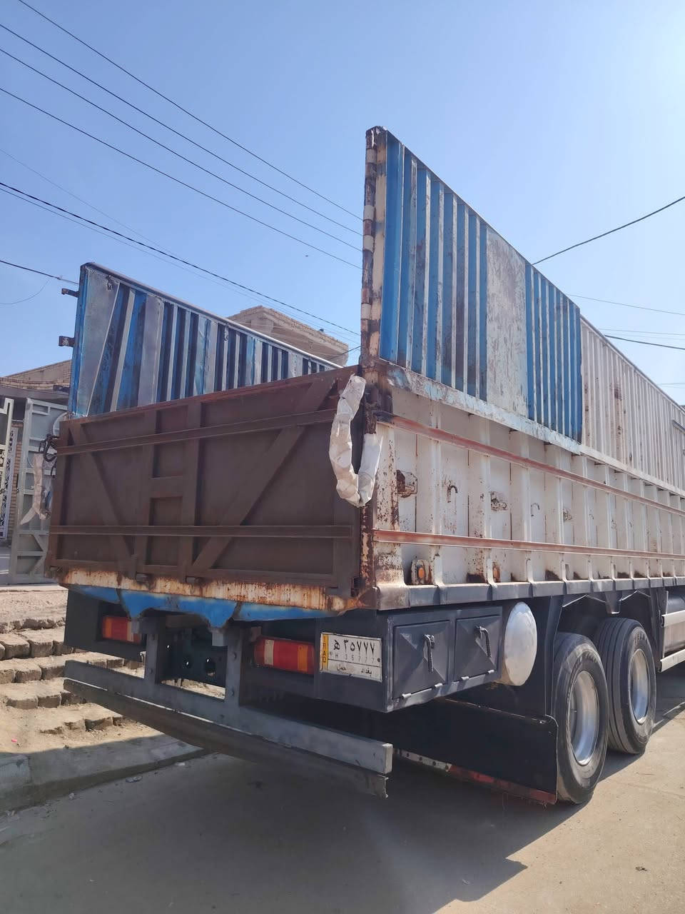 سلام عليكم اللبيع سكانيه 113 كير 5/5 رقم بغداد مكفوله كفاله عامه سياره خير من الله شراي ينتصل مكان ناصريه ***********
