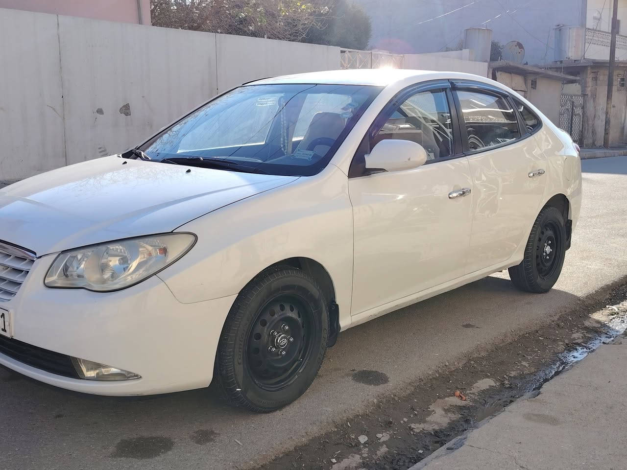 سلام عليكم النترا 2010
دكشان عالي محرك 16
كابون بانزين بيها 
الضرار جهتين باب السايق
تبريد❄ تدفه 
السياره جاهزه 
السعر 110 وبيها مجال
رقم الهاتف ***********
