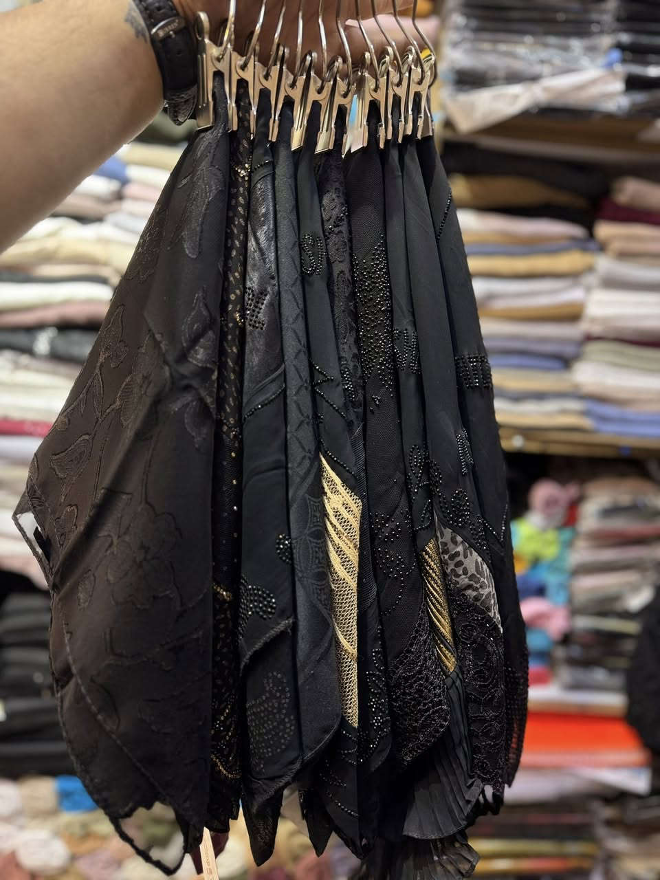 عروض لفتره محمدوه 

حجاب اسود قياس 120 

سعر القطعه 10.000 الف

العنوان السماوه منتصف سوك المسكوف مقابل عطور حيدر مجاور كوزمتك عدنان حنوش سيد احمد الشالات


**إذا كنت صاحب هذا الإعلان وتريد حذفه لأي سبب، رجاءا أرسل رسالة إلى الدعم الفني**