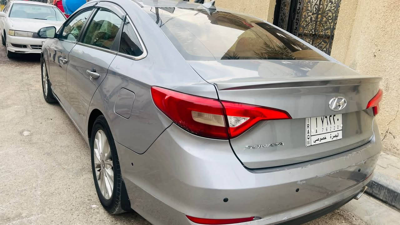 سوناتا مديل 2017 محرك 2400 صور الحادث بالمنشور السياره عليها ادامه كامله من ناحيه المحرك ودهن الكير

كلشي كامل
حجم المكنية2400 ___ ماشية 72
مكينة جديده شاديها وتخبل 
كير مكينه حدادية كهربائيات كلها بشرط
سيارة جديدة كلش سيارة نظافة  100‎%‎1000
الموصفات
 مانع انزلاق شاشة كبيرة
كامرة بلادية منافذ شحن
تبريد ثلج لد امامي داخل لونين  
3 ــ  وضعيات قيادة
سبورت عادي ايكو
لايت زنون عالي ناصي
السعر 117.  مراوس ممكن حسب القناعه 

رقم الهاتف***********

العنوان /البصره
