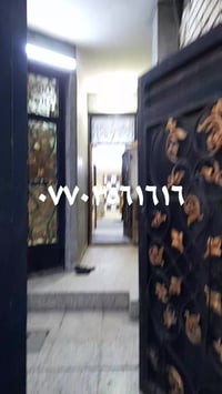 مشتمل للبيع مساحه ٩٠ متر قاطين طابو صرف الواجهه ٥ النزال ١٨ مدخلين الط...