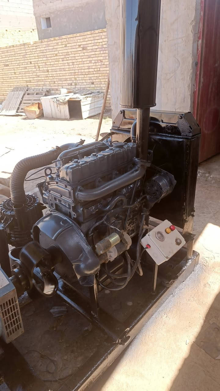 سلام عليكم للبيع مولده المحرك بيركنز صيني مجفت كله جديد عله السحك وراس توليد 10 كيلو  50امبير ما ذب عليه كلشي السعر مليون وسبعميه المكان واسط قضاء الحي الاستفسار عله الرقم ***********/***********
