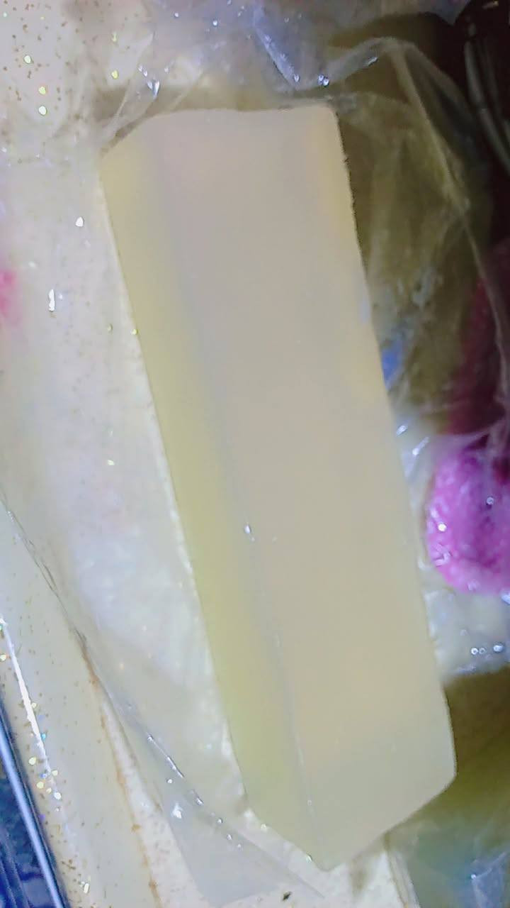 توفرت مخمريات مسكات عطور مركزه وكله طيبه صابون الجلسرين الاصلي  كريم مرطب للوجه طبي  حتى للوجه حساس يستخدم واسعاره مناسبه وتوصيل الف دينار لباب بيت شرط فحص اي شي مايعجبج يرجع بيد مندوب للحجز مراسله خاص


**إذا كنت صاحب هذا الإعلان وتريد حذفه لأي سبب، رجاءا أرسل رسالة إلى الدعم الفني**