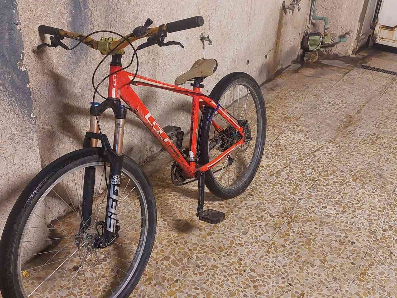 السلام عليكم شباب بسكل جيتي مزود بطيخات برك شيمانون سترن ركبا مزود اينقص ما بي باسكل محور دسك مستعجل على بيعه 275 بي مجال


**إذا كنت صاحب هذا الإعلان وتريد حذفه لأي سبب، رجاءا أرسل رسالة إلى الدعم الفني**