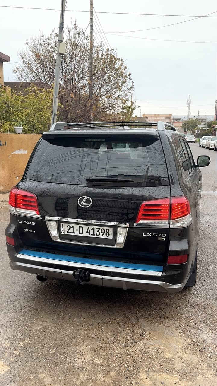 لكزس LX 570 موديل 2014
بريمي أصلي

داخلية بيج
بسمطين + كارت 

ماشية ٢٠٨ ألف

المواصفات:
• بصمة
• نظام مانع الانزلاق
• ورقة بيانات
• تشغيل
• مقاعد جلد مع تدفئة
• هيدروليك
• 5 كاميرات
• ثلاجة
• زينون
• شفط أبواب
• تبريد وتدفئة
• دبل هواء
• نظام Eco و Sport
• حساسات خلفية
• مرايات كهربائية
• فتحة سقف
• باب خلفي جك
• رادار أمامي

المحرك والجير بشرط مامفتوح
السيارة نظيفة جداً وكلشي وكالة
سنوية جديدة 
السنوية باسمي بشرط تحويل وغرامة

السيارة ما تحتاج أي مصرف
سيرفس كامل 

نفس اليوم تحويل والوكالة حاضرة

ملاحضه. جامرلغ سائق سبغ بدون دواخل

الموقع: كركوك

للاستفسار: ***********
