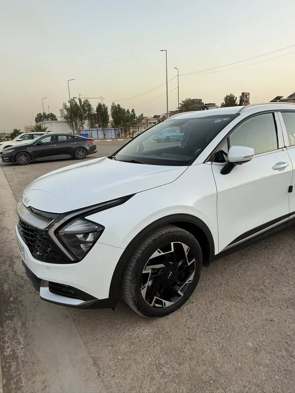 كيا سبورتج. مديل 25 خليجي
🔺المواصفات
ام ضمان 
مكفولة كفالة عامة
سيارة
رقم اربيل
كشن  كهرباء
تدفئة الكشنات الامامية والستيرن 
جنطة كهرباء
حساسات 360
بصمة
اوتو هولد

نقطة عمياء 
مانع انزلاق

مكان السيارة الديوانيه 
🔺رقم صاحب السيارة
***********
🔴السعر أتصل وتدلل
