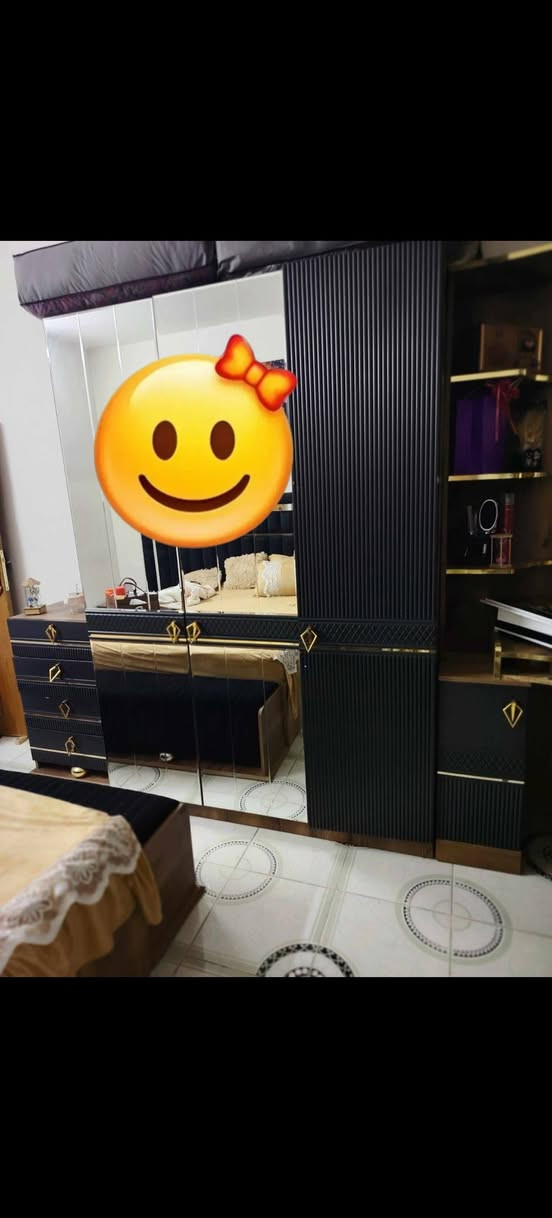 غرفه نوم ١٠ قطع مودرن تركي كل ظرر مابيهه مديلهه زاويه بيهه اناره بل ميز وداخل كنتور سعر مليون وربع وبيهه مجال


**إذا كنت صاحب هذا الإعلان وتريد حذفه لأي سبب، رجاءا أرسل رسالة إلى الدعم الفني**