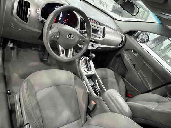 جماعة النظيييييف🔥🔥🔥🔥🔥🔥🔥
سبورتج 2016 خلييييجي 
محرك 2400 دوووش 
فور4 ويل
صبغ ربع البنيد فقط
بارد شبر في الصندوق 
العنوان بغداد الكريعات معرض جبل عرفه
للاستفسار على الرقم 
***********
غير متواجد على الخاص
