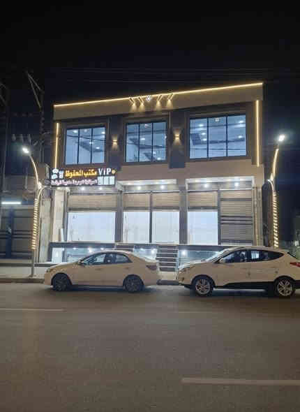 فرصة ذهبية للإيجار في قلب الموصل!🏢
موقع استراتيجي على الشارع العام - مثالي للمجمعات الطبية هل تبحث عن مقر لمشروعك الطبي أو التجاري بمواصفات
متكاملة؟
ضع بين أيديكم بناية مميزة للإيجار في شارع الرشيدية (شارع السدة)، بالمواصفات التالية:
كب الموقع المميز:
• على الشارع العام مباشرة.
• بالقرب من مستشفى ابن سينا (موقع حيوي جداً للحركة
الطبية والتجارية).
1 التفاصيل والمساحة:
• تتكون من 3 طوابق.
• مساحة واسعة: 170 م2 لكل طابق.
+تصلح ل:
مجمعات طبية وعيادات تخصصية ٢٢
صيدليات كبرى.
محلات ووكالات تجارية.
٧ الخدمات والمميزات:
• البناية مجهزة ب مصعد كهربائي حديث.
• كافة الخدمات متوفرة وجاهزة للعمل.
ما للاستفسار والمعاينة:
يرجى التواصل معنا على الأرقام التالية:
(***********)
(***********)
