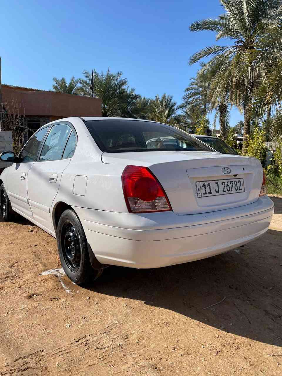 السلام عليكم
الانتره 2006 
مكينه 2000 جديده 
كير جديد تبريد ثلج 
مابيه نقص اي شي كلشي شغال 
بيه صبغ بس اربع قطع سبب الاصبغ خدوش 
السياره جديده كلش مابيه اي نقص 
مكاني كربلاء الحسينيه ***********
السعر 83 بيه مجال كلش بسيط وسونار بيه
