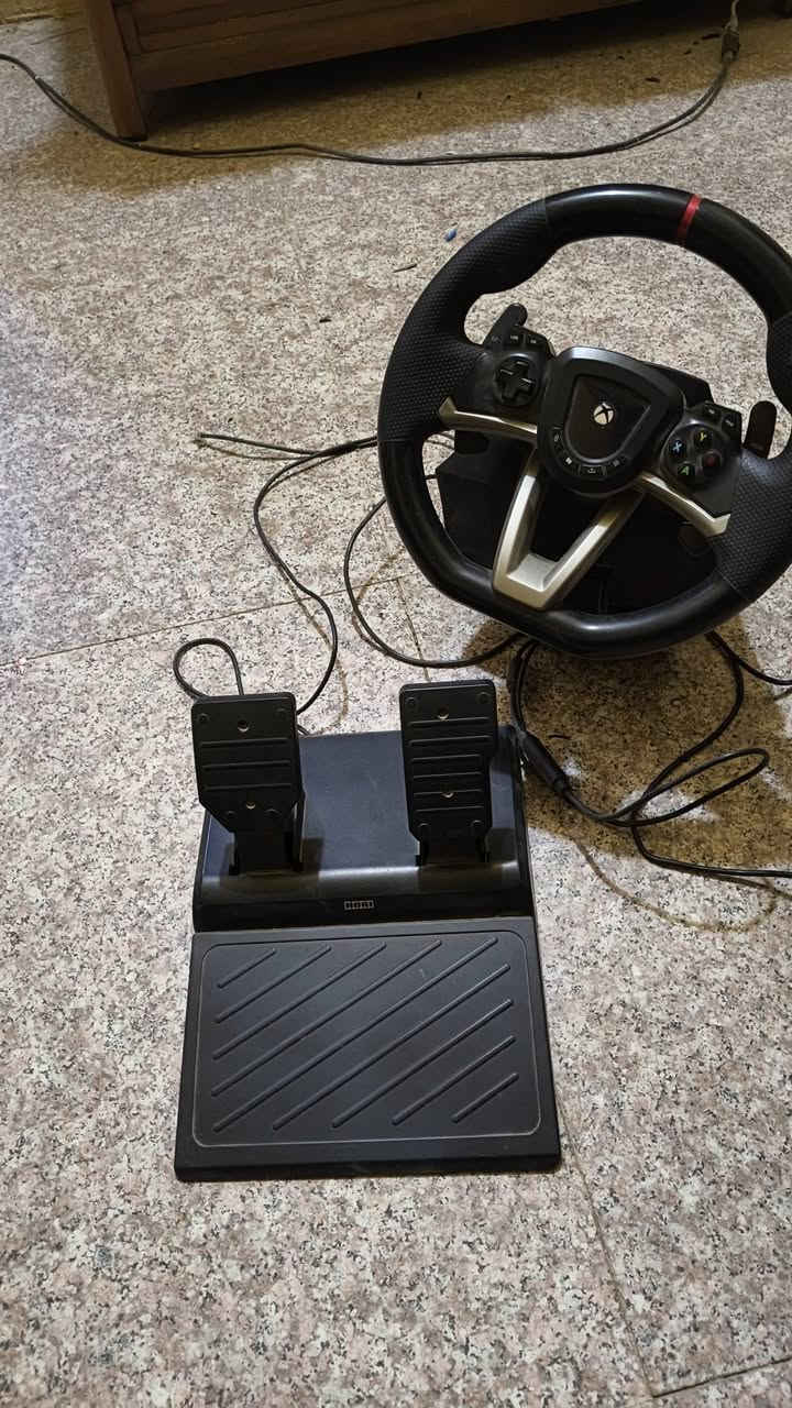 سلام عليكم دركسون hori
يرهم 

Xbox one
Xbox series s. X
Pc

Android باتصال OTG

يفر

270 درجة

80 وبي مجال مكاني الماجدية


**إذا كنت صاحب هذا الإعلان وتريد حذفه لأي سبب، رجاءا أرسل رسالة إلى الدعم الفني**
