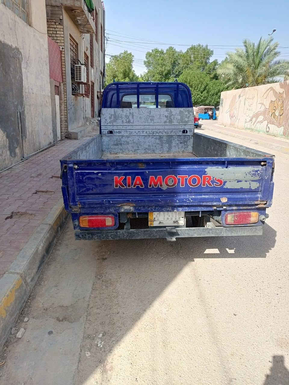 سلام عليكم كيه ام عيون موديل 2001 سياره جاهزه مداور شوكت ماتريد مكلف بل نشر رقم صاحب ساره ***********
