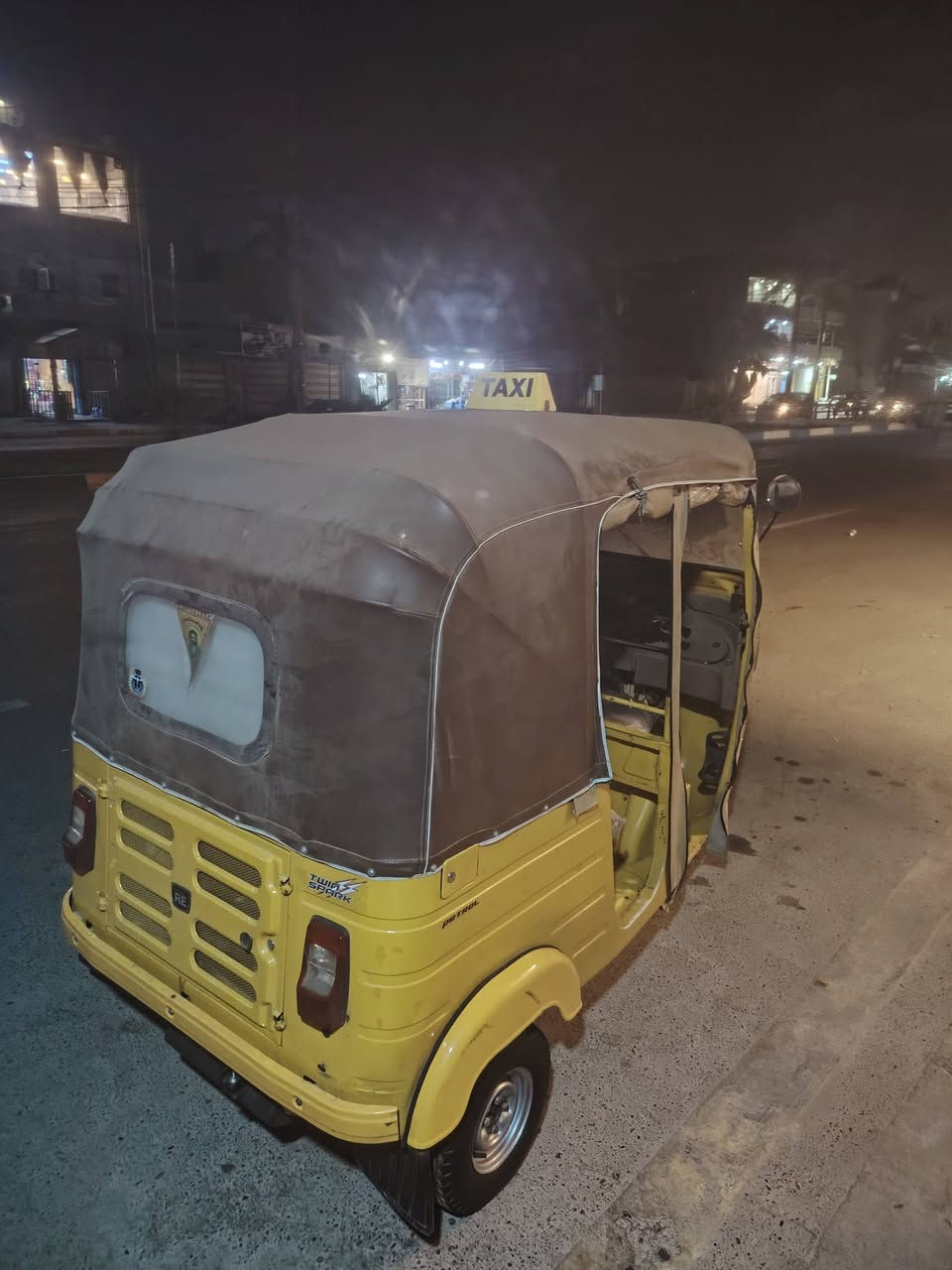 سلام عليكم تكتك مديل 19 تكتك نضيفه كدام عينك حبيبي تجي شوفها حلا من صور مكاني بغداد رقمي *********** سعر خاص
