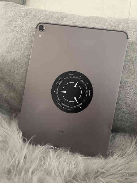 السلام عليكم ايباد برو 2018 للبيع نسخه السيم كرت مو العادي 120 فريم
الحجم11 انج
ذاكره 64
بطاريه 85 
جهاز واضح بلصور لا مفتوح ولا داخل صيانه كله شغال وع الفحص السعر 350 الف قفل قفل مكاني بغداد العطيفيه ***********

