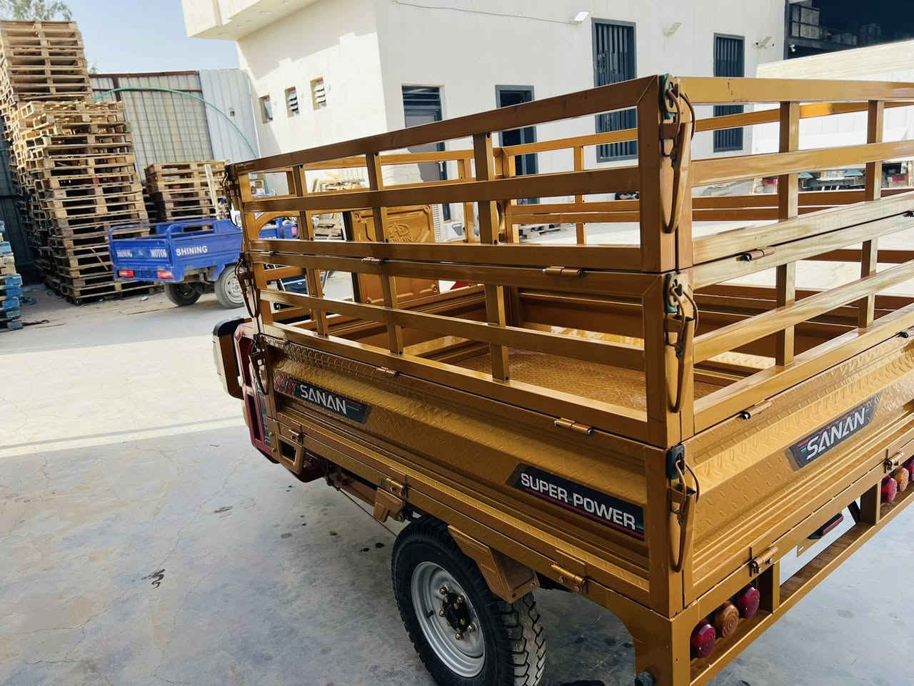 🔥 للبيع ستوته شحن كهربائية (نظيفة جداً) 🔥
📦 ستوته كهربائية قوية ومناسبة للشغل الثقيل والتوصيل  
💪 محرك دفرنس قوي (1500 واط)  
🔋 بطارية 60 فولت – مدى ممتاز بالشحنة  
🚚 تتحمل أوزان عالية
💡 ليدات قوية + شاشة + مرايات  
  جاهزة للعمل مباشرة بدون أي صرف  استخدام شهر اواقل 

📞 للاستفسار: (***********)

📍 العنوان: بابل – الاسكندرية  مجمع الفرحان التجاري
