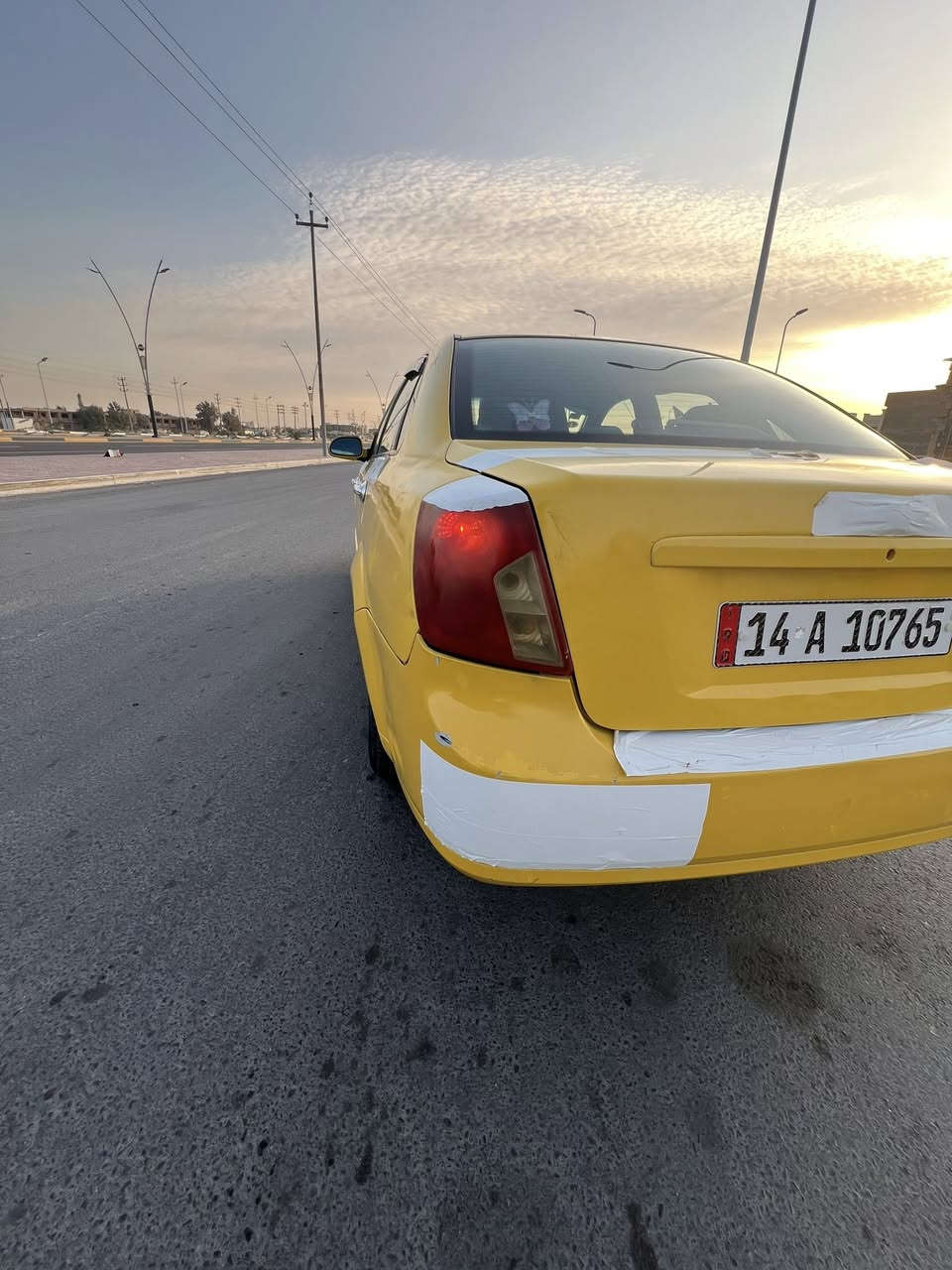 اوبتره تكسي مديل /2008
مكينه+كير جدد كفاله
حداده + تخم تاير 
كهربائيات كله شغاله ضفيره جديده + زنون لكزز 
مضخم ستريو +شاشه +تحكم ستيرن 
بيه خياسات بس بل دوسه قليل 
رقم بصره بسمي مصفره هيه وغرمات 
سنويه لل2030شرط التحويل 
تبريد ثلج +حماوه انسه 
مشط جديد +باور جديد سياره كله مبدل جديد نواقصه كلش قليله
عنواني البصره الزبير //رقمي / *********** رحمه الولديك مو تجي تخابر شبيه مابيه ذاكرلك كلشي 

سعره 47 وبيه مجال كلش قليل
