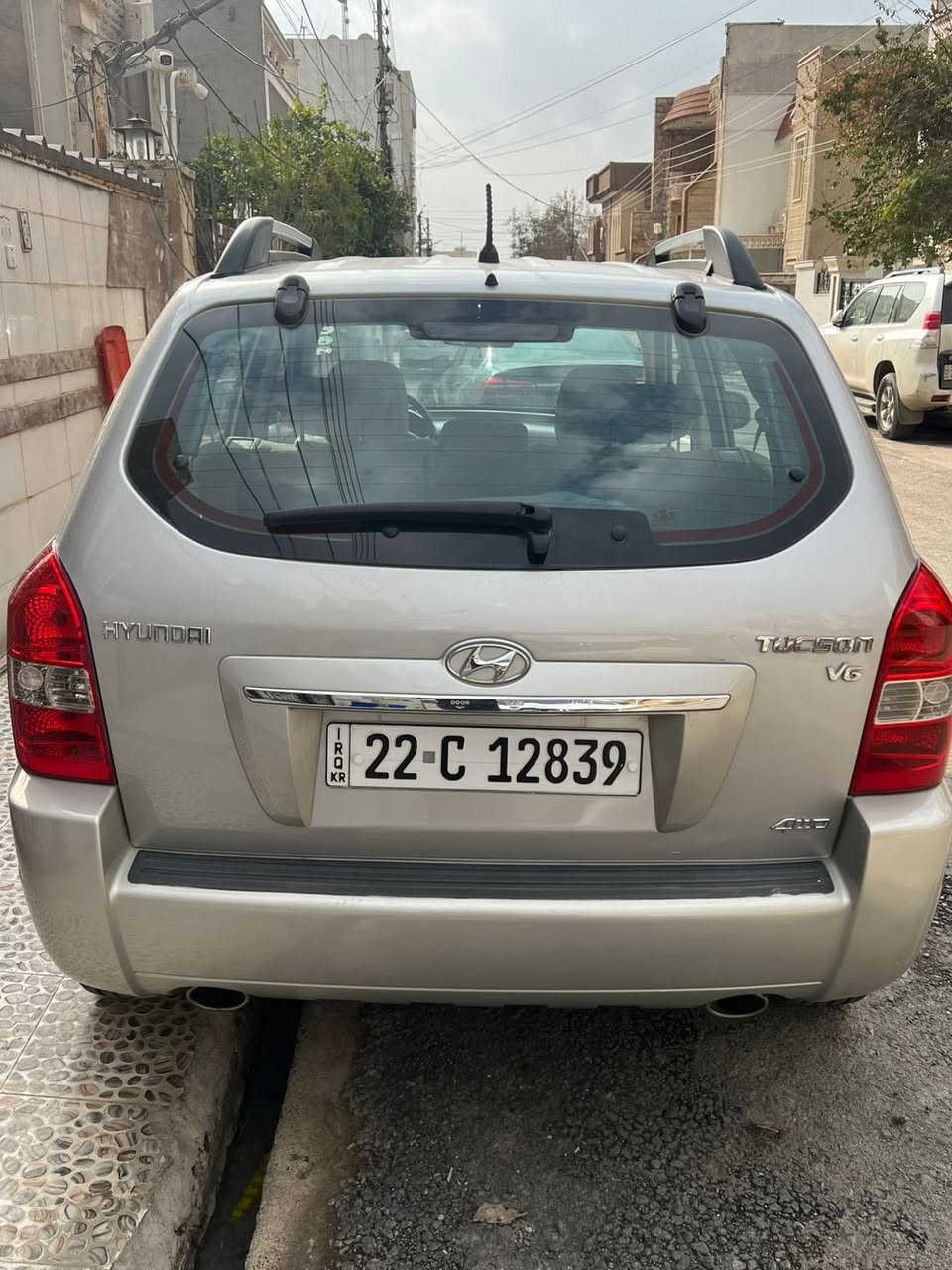 سلام عليكم توكسان موديل 2009 استلام شركه
على ايدوحده رقم اربيل بسمي ماشيه 132 الف واردخليجي 
فول مواصفات كفاله عامه السعر140 وبيها مجال 
***********
