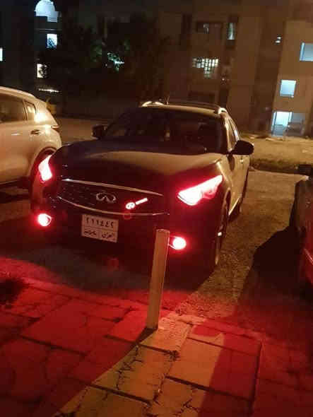 انفنتي FX35 2009 امريكي للبيع
(( كلين تايتل ))اللون اسودتايرات جديدات
 فول مواصفات كلشي بيها شغال
كفاله كير محرك حداديه شواصي
لغود بدون حادث (( كلين تايتل ))
 رقم سليمانيه دولي
سنويه جديده
 هزه جديده
تدفئه تبريد
بصمه
الابواب الخلفيه [ قفل حمايه للاطفال ]
5 كاميرات
كاميرا اماميه
كاميرا خلفيه
كاميرا محيطيه 360 درجه
كاميرا  يمين __ كاميرا ويسار
تحكم ستيرن
شاشة اماميه + شاشه وسطيه
كشنات جلد كهربائيه
كشنات خزن 
كشنات تدفئه + تبريد
جنطه شفط
غرفه السيارة جداً نظيفه
وبعد هوايه مواصفات بيها
مكاني بغداد / للاستفسار  [ *********** ]
