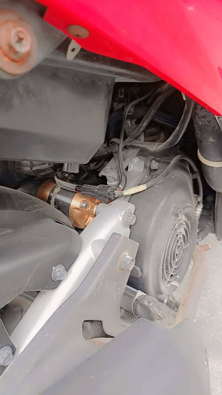 سلام علكم خوان درجة جيتي آر ٢٠١١ درجة كفالة عامة من كلشي دراجة ممتعوبة مال رمبة صالي شهرين من نزتهة مكاني بغداد لغزالية هاذة رقمي *********** بي واتساب
