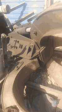 سلام عليكم ورحمة الله وبركاته كماشه 4صابع للبيع ***********
