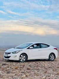 النترأ للبيع موديل ٢٠١٢ السياره بيه صبغ حزام رقم كركوك الماني سنويه لل...