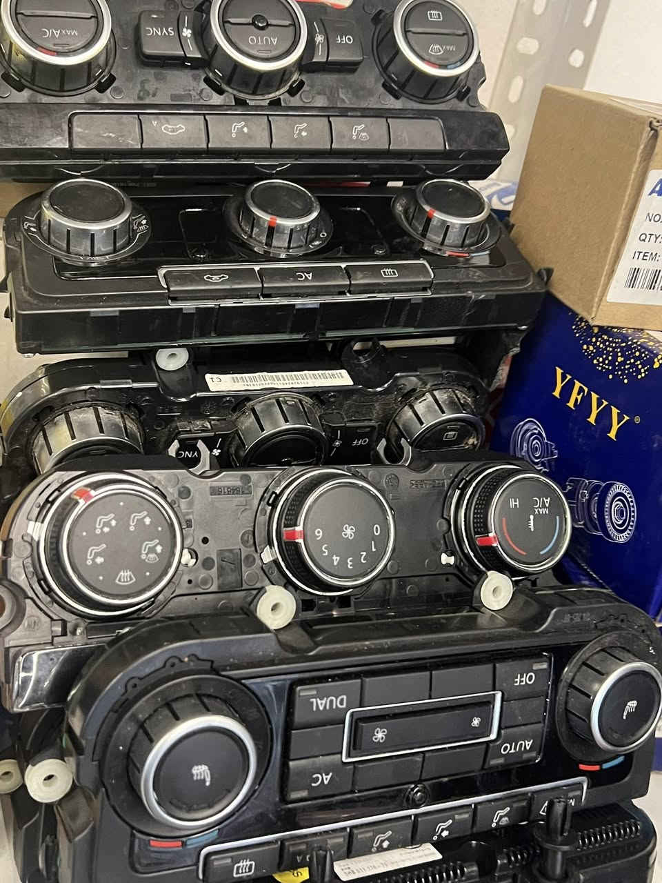 اي استفسار فقط على وااتساب ***********
لبيع ‎ جميع قطع غيار سيارا المانيه 

‎اطلس - تيكوان- طاوس - جيتا - باسات - كولف 

‎توصيل جميع محافظات العراق 🇮🇶
