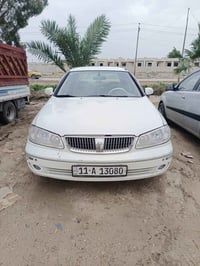 نيسان سني اللبيع موديل 2005 السياره جاهزه ربع مذب عليها تخم تاير باتري...