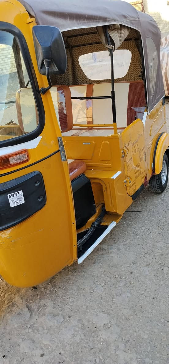 سلام عليكم تكتك البيع جاهزه 21 شهر 6 تخم تاير دوشمه فرشات كبل الشارع مال جناي الله شاهد تصل وتدلل ***********
