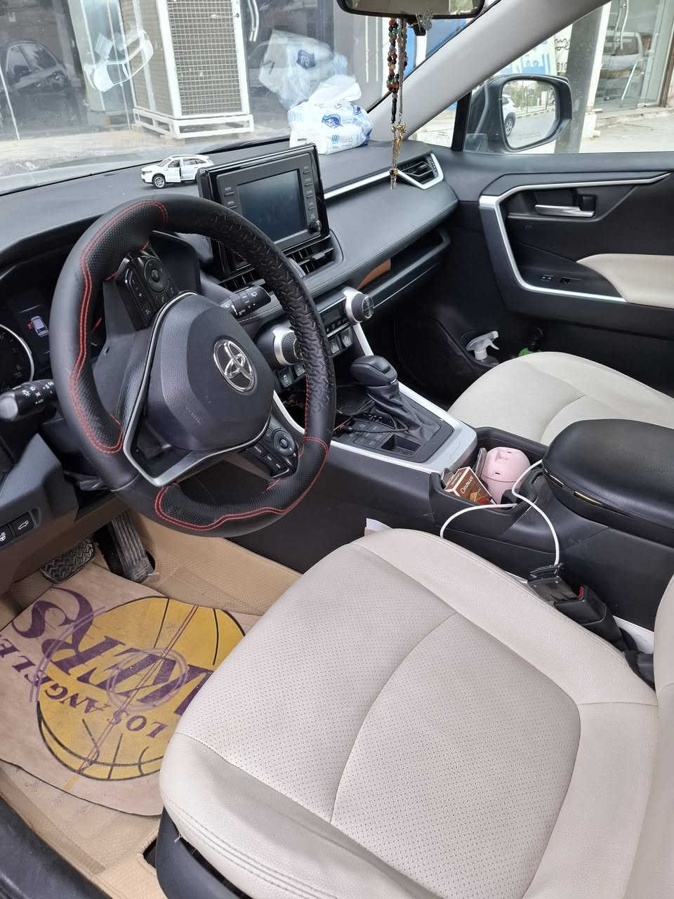 رف فور
موديل ٢٠٢١ 
مواصفات xle
فول سبشل 
حدثها من امريكا فقط جاملغ طرف السايق 
ترريد قطعتين 
حساسات ردرات نقطة عمياء اوت هول تدفاء وتبريد كشنات 
شاشة كبيرة اندر ويد ابلادي  قيادة الية وجنطة كهرباء 
سيارة موصفاتها اهواي....
السعر ٢٢٥ وبيها مجال
الرقم اربيل بسمي 
موبايل 
***********
