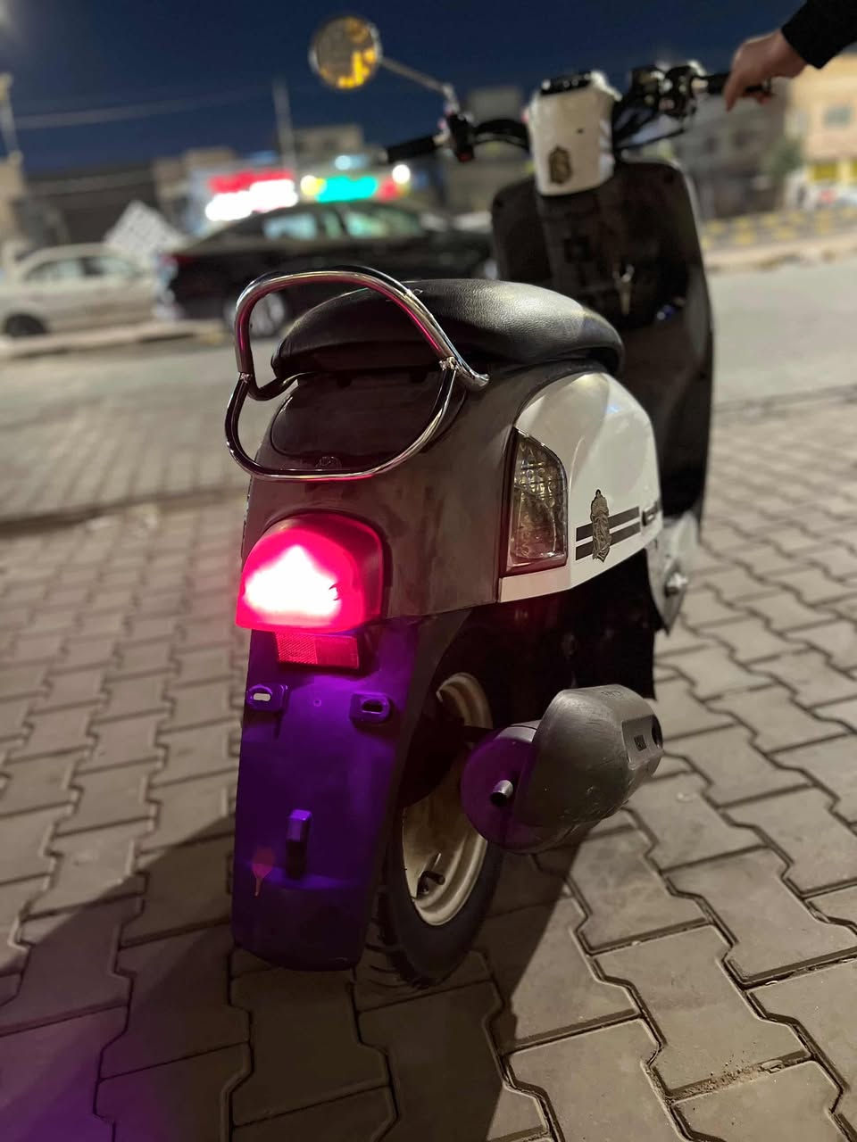 بوليس للبيع بلاديه مامفتوحه
السعر خاص
***********
