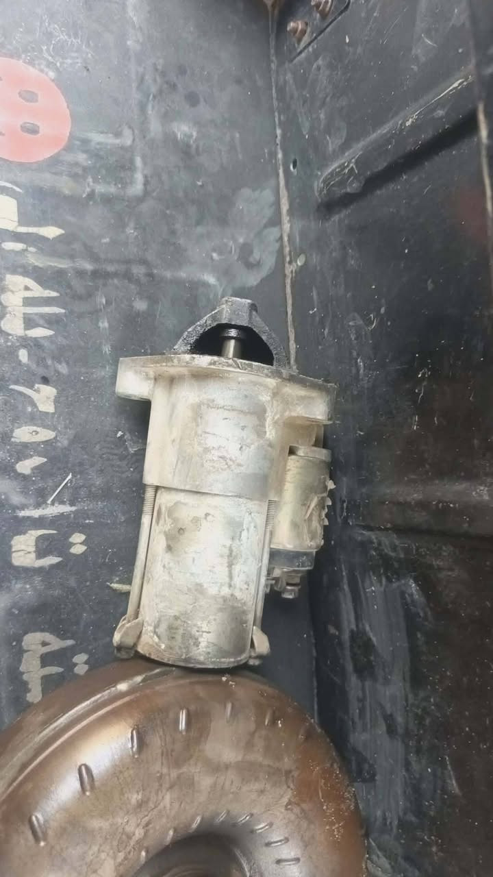 مكينه وتفرعاتها كامله كير نضيف دينمو دشكن حار بارد مسيرته نوزلات تورباين
غراض عل فحص عدا المكينه بيها الكور شغال


**إذا كنت صاحب هذا الإعلان وتريد حذفه لأي سبب، رجاءا أرسل رسالة إلى الدعم الفني**