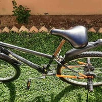 مساء خير بايسكل مستعمل لبيع سعر 75 بيه مجال هواية شراي يراسلني او يخاب...