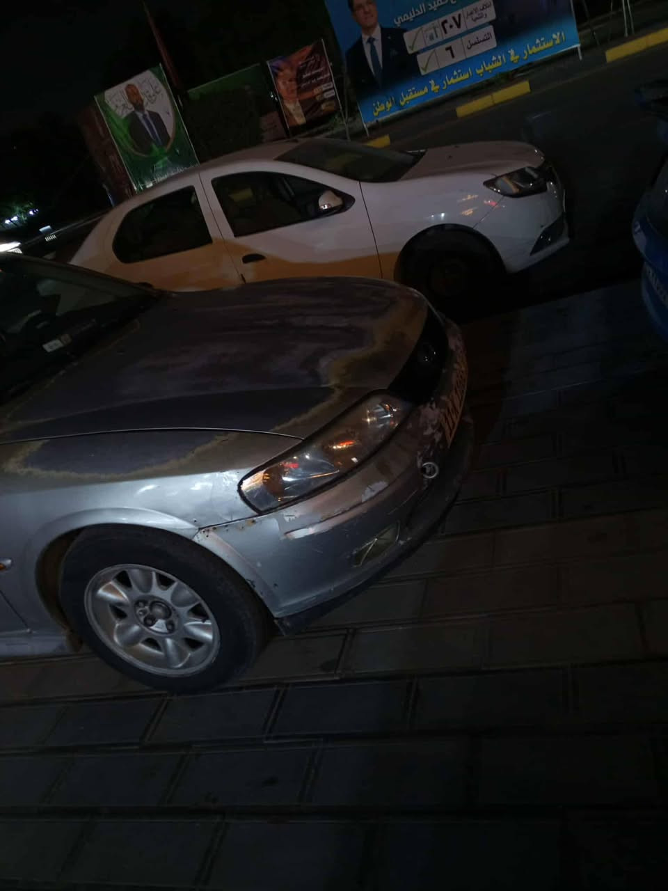 السلام عليكم اوبل فكترا 2001كير ومكينه جدد تبريد بي ليك كير اوتو جام اربعه كهرباء تايرت جدد محرك 2000مسكر السعر 42وبيهة مجال بصيط مكاني بياع تقاطع درويش بيهة ضربه بل جاملغ الخلفي ***********
