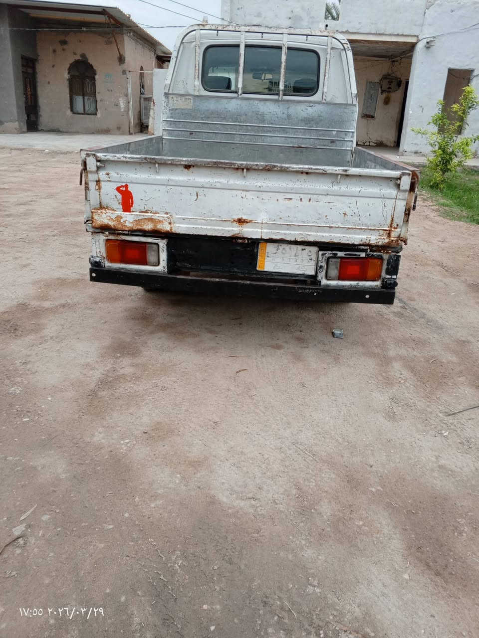 سلام عليكم ورحمه الله وبركاته اخوان موديل 94 السيارة بلادية محرك وبم ونوزل مجفتات جديد كير اكسن صدر مكفول مكان ابي غريب خان ضاري الرضوانية الغربية السعر 48 وبيها مجال/***********/***********
