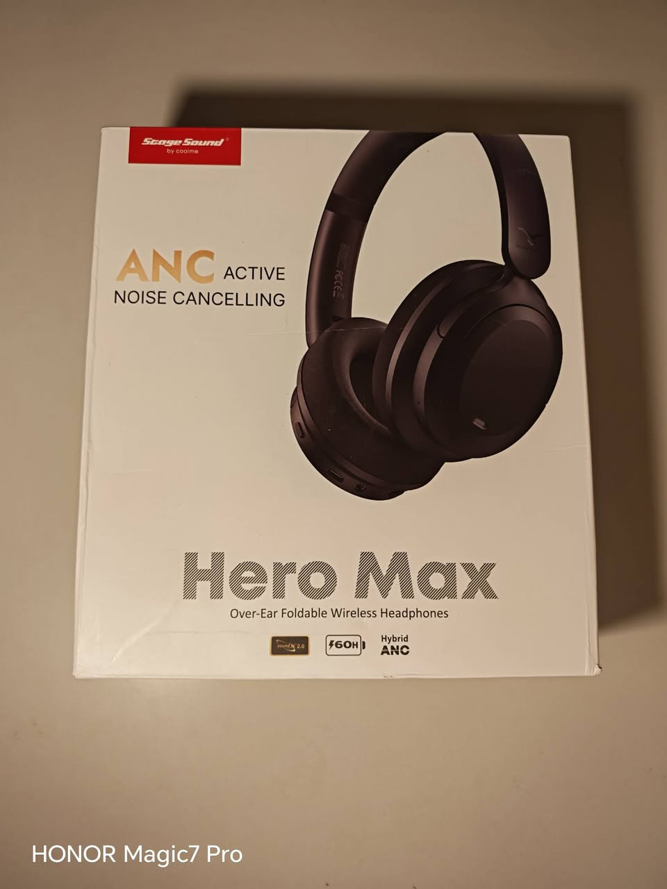 متوفر افضل هيدفون ممكن جربة 🔥
Hero Max Hybrid ANC

خاصية إلغاء الضوضاء النشطة + الوضع المحيط
وضع الألعاب (زمن استجابة منخفض للغاية 30 مللي ثانية)
4 ميكروفونات لإجراء مكالمات واضحة
بلوتوث 6.0 + اتصال متعدد النقاط
الكشف عن طريق الأذن
عمر البطارية 60 ساعة (35 ساعة مع خاصية إلغاء الضوضاء النشط)
شحن سريع عبر منفذ USB-C
تصميم خفيف الوزن


**إذا كنت صاحب هذا الإعلان وتريد حذفه لأي سبب، رجاءا أرسل رسالة إلى الدعم الفني**