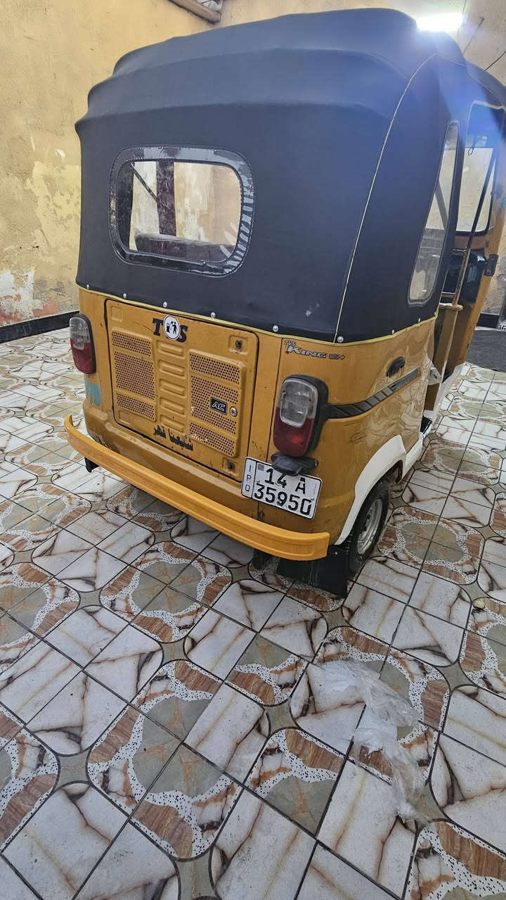 تكتك موديل 19رقم وسنويه نكليزي تخم تاير جديد كهربائيات كلها شغاله مكينه مجفته تجفيت شركه السعر 4300مكاني بلبصره بلحيانيه وهاذ رقمي ***********
