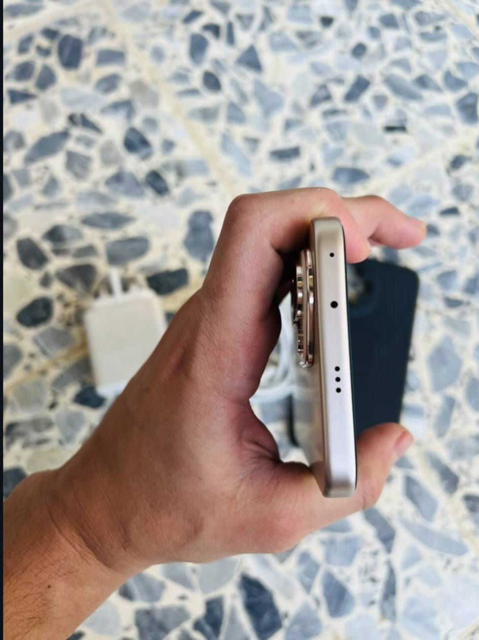 Honor 400 5g
الذاكرة 512GB 

رام 12GB+12GB=24GB

المعالج Snapdragon 7 Gen 3

بطارية 6000mAh

شحن سريع 100W

تردد شاشة 120HZ

بصمة بالشاشة 

كاميرا 200MP

جهاز كلش نظيف ❤️‍🔥

للبيع او مراوس ويا ايفون
***********
