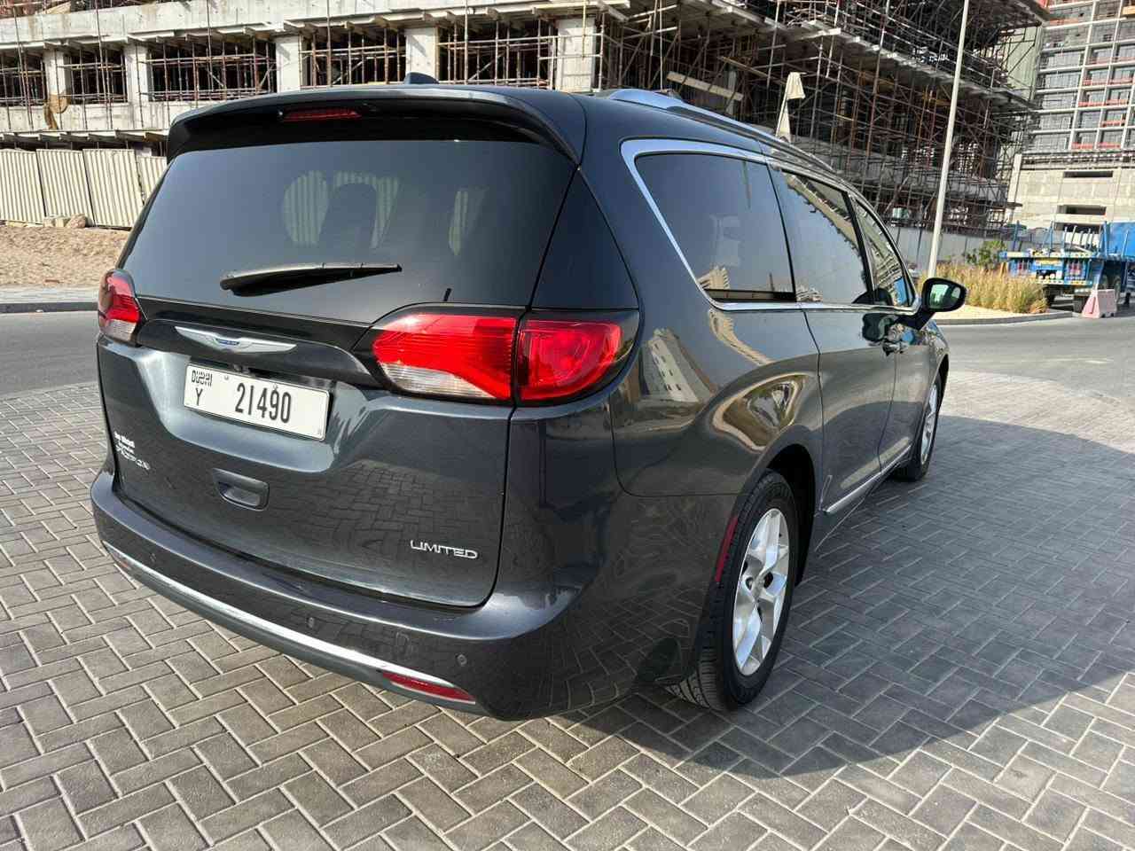 اسال عندكم عن طريقة دخول السياره قبل التواصل 
تواجد الإمارات 🇦🇪 دبي 
كرايزر PACIFICA V6 3.6L Clean Title 
2020
77000 mails 
السعر بارضه 11400 دولار 💵 
114 ورقه 
ملاحظه السياره لمتد فل الفل 
تواصل للجادين فقط 
00971506797554


**إذا كنت صاحب هذا الإعلان وتريد حذفه لأي سبب، رجاءا أرسل رسالة إلى الدعم الفني**
