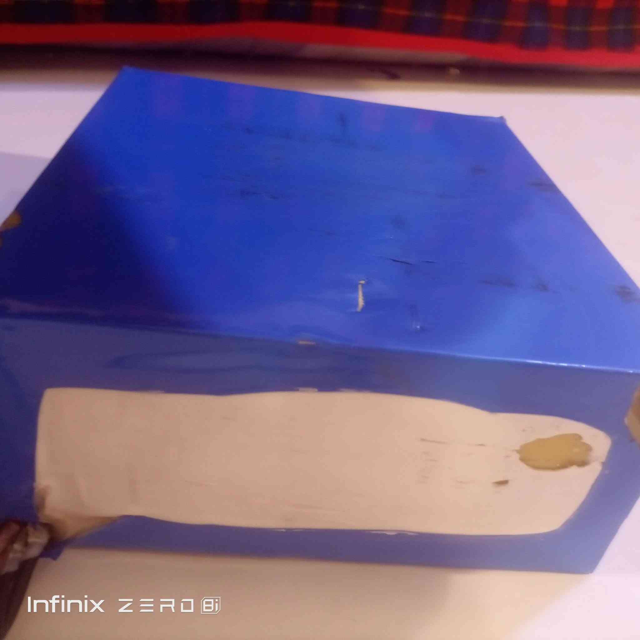 بطاريات ليثيوم للبيع
البطاريه جديده جدن 
مثل ما موضح بل صور
بدون شاحنه فقط بطاريه 
للتواصل علا الرقم ***********
