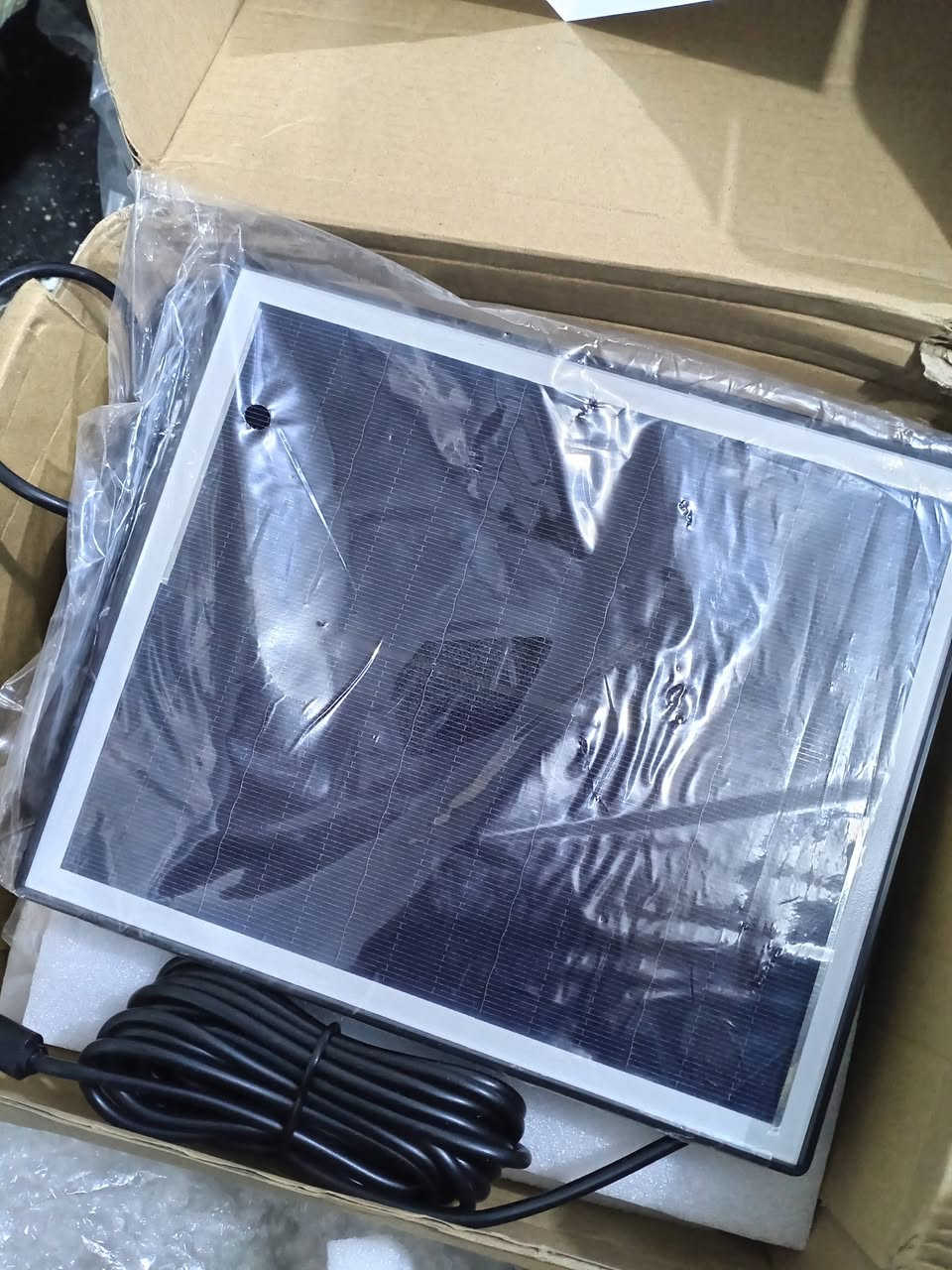 لوح طاقه شمسيه العدد ٢ مع القاعده وكامل ملحقاته ع اول تم ٢٥


**إذا كنت صاحب هذا الإعلان وتريد حذفه لأي سبب، رجاءا أرسل رسالة إلى الدعم الفني**