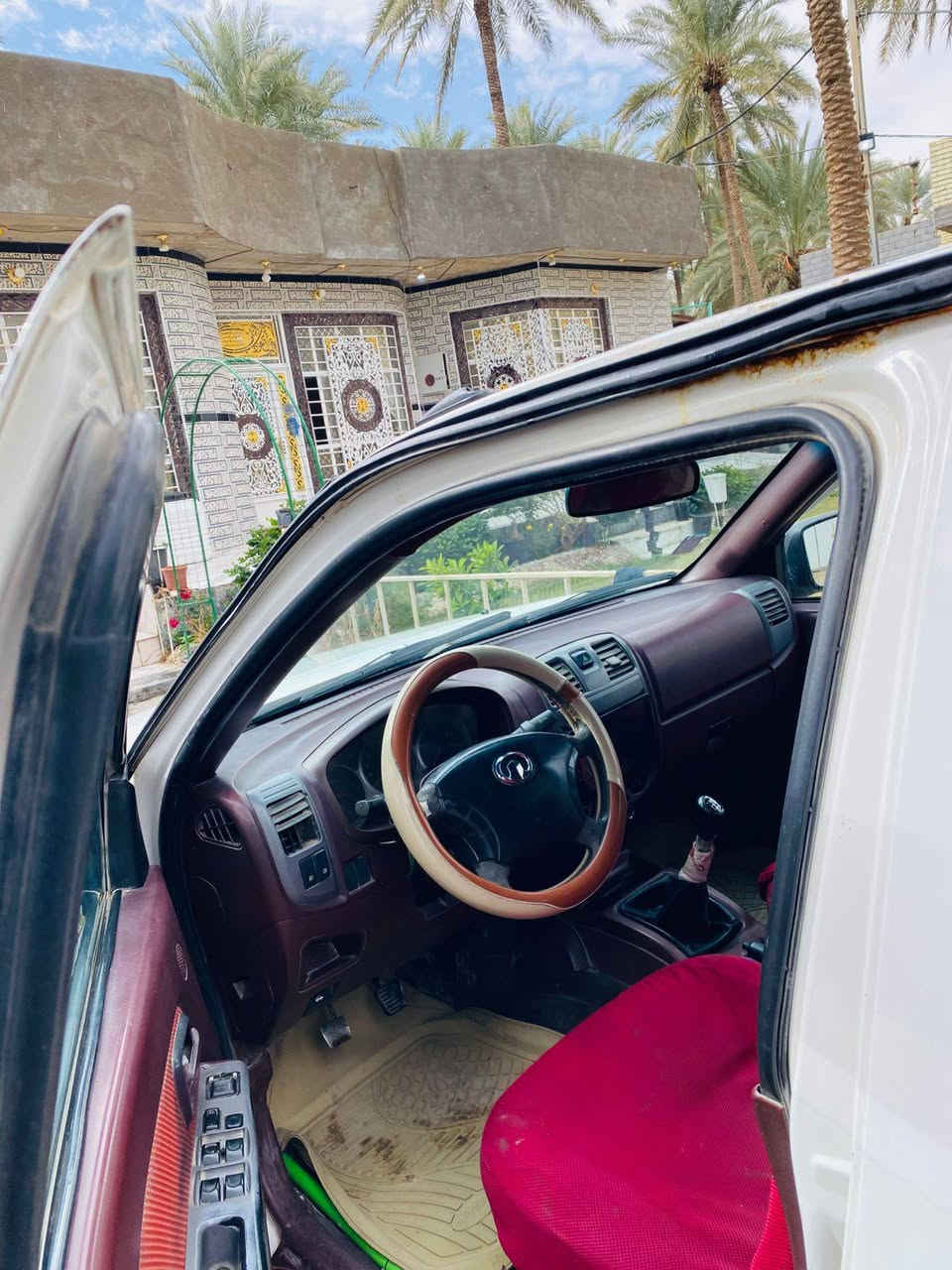 السلام عليكم سياره بيكم كريت ول
مديل 2012 رقم بابل مشروع وطني سياره بسمي 
السعر 60 وبيهه مجال العنوان كربلاء الحسينيه 
رقم الهاتف ***********
