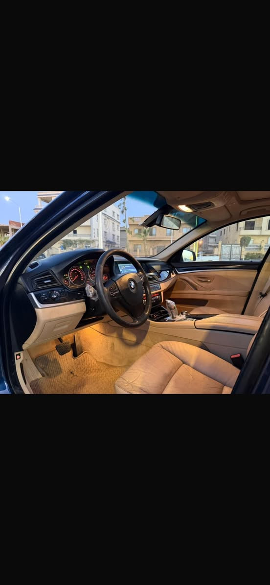 Bmw 528 F10 لاكشري 2013
ماتور ٢٠٠٠ سي سي تربو

فبريكا بالكامل 

يوجد بيها مرمتين فقط في جنبين

عداد ١٧٠ الف 

رخصه سنه 

مرور فيصل
 
01012147302


**إذا كنت صاحب هذا الإعلان وتريد حذفه لأي سبب، رجاءا أرسل رسالة إلى الدعم الفني**