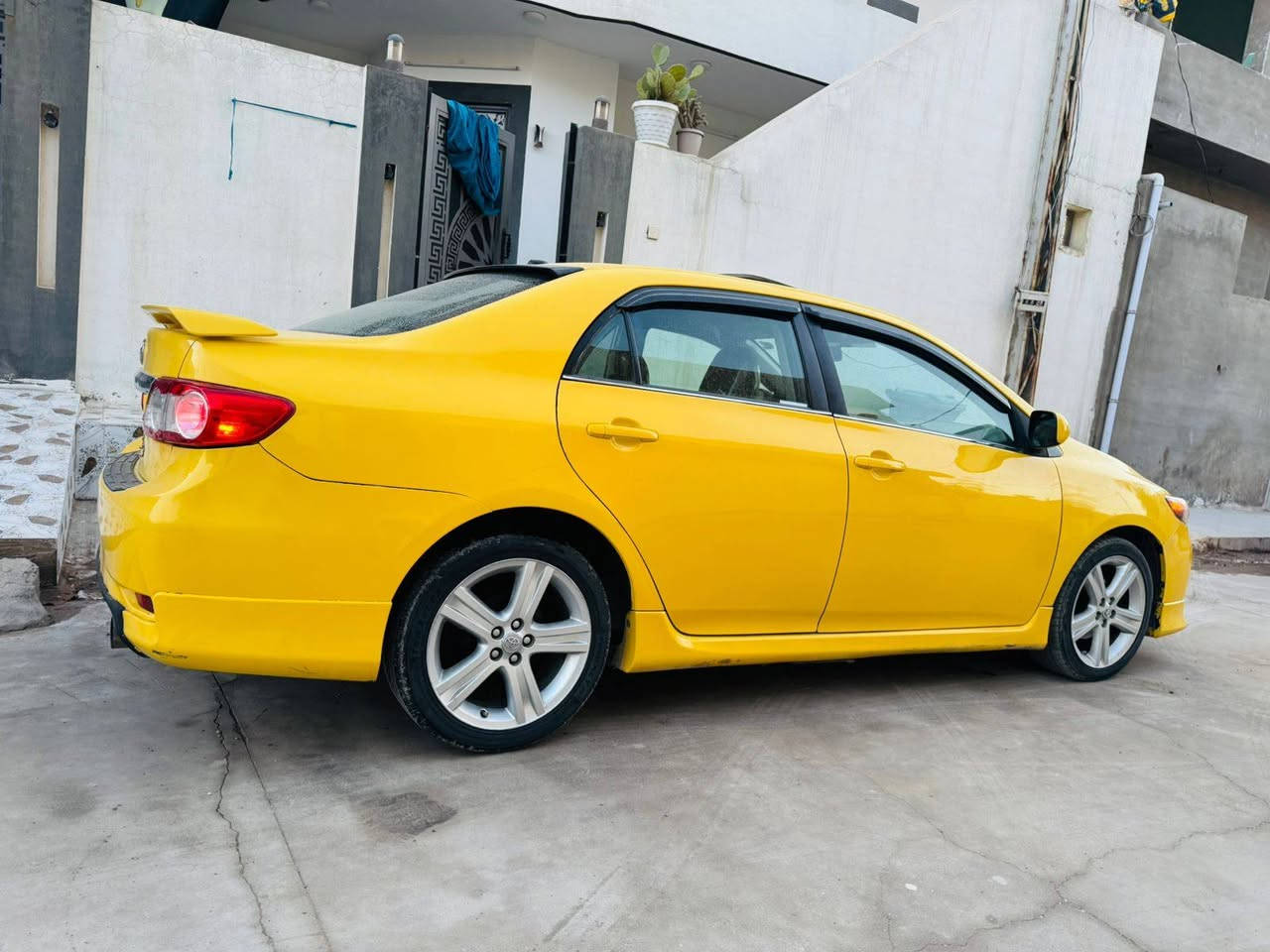 كورلا موديل 2013 امريكي موصفات S بريك ABSسقف سلايت رقم بغداد سنويه رقم جديد لل 2030 كير محرك شرط غرفه نضيف ضرر جاملق سكن مبدل تجاري وشوي دواخل وجاملغ وره السائق تعديل شبر$سعرر$118  تواصل ***********
