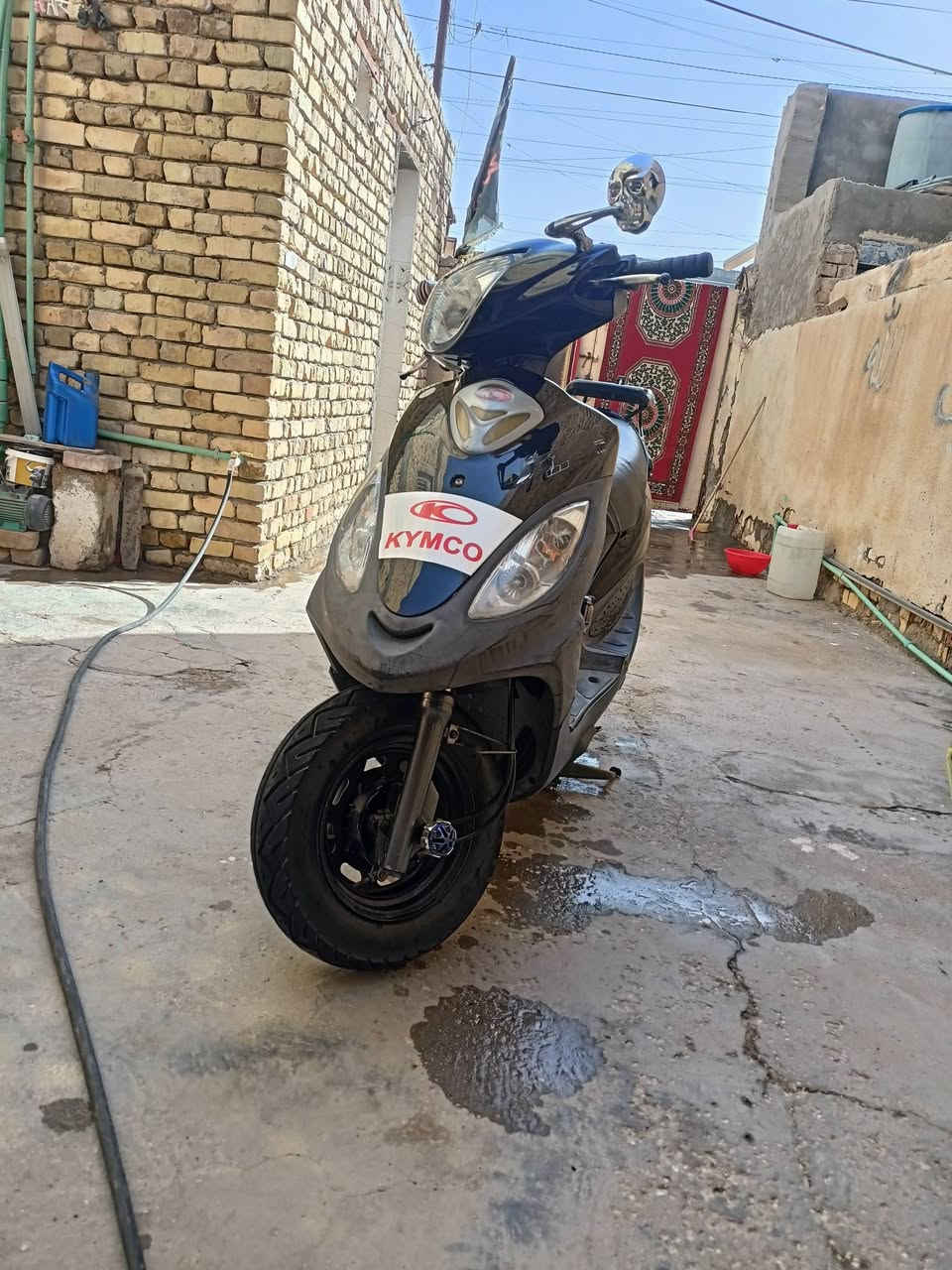 السلام عليكم
دراجه كامكو في تو مكفوله كفاله عامه محرك 125 

مديل 14 السعر 850 مكاني رفاعي 

للتواصل مراسله الحساب او الاتصال ***********
