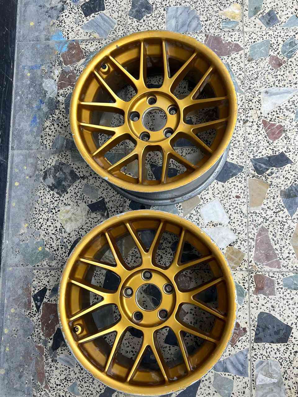 للبيع BBSحجم ١٧ بدون تصليح
ب ٣٥٠ الف 
مكاني كربلاء  ماعندي توصيل 
تجي تفحص


**إذا كنت صاحب هذا الإعلان وتريد حذفه لأي سبب، رجاءا أرسل رسالة إلى الدعم الفني**