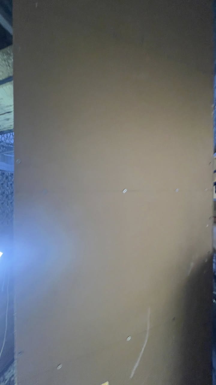 للبيع مكاني بغداد المشتل متواجد على ماسنجر و هذا رقمي ***********
